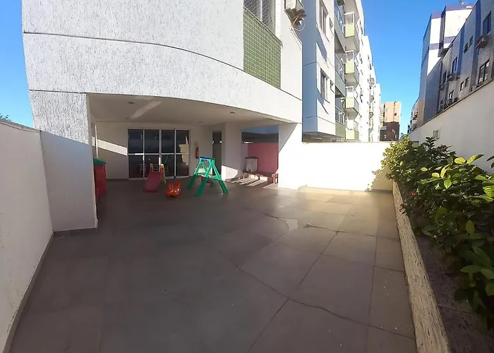 para Temporada em Cabo Frio - Excelente Localização no Bairro Parque Riviera!
